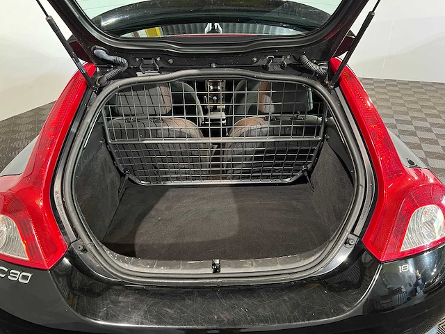 Volvo c30 1.8 sport, 81-hgk-5 - afbeelding 13 van  18