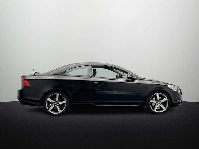 Volvo c70 convertible 2.0 d3 summum 2010 | 01-lts-6 - afbeelding 2 van  51