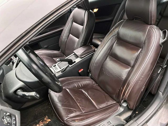 Volvo c70 convertible 2.0 d3 summum 2010 | 01-lts-6 - afbeelding 41 van  51