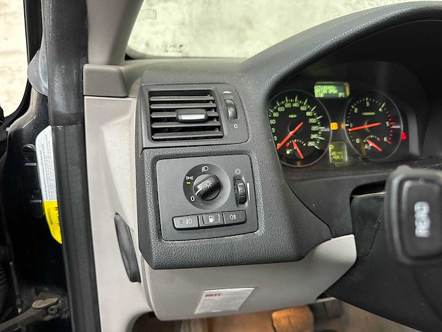 Volvo c70 convertible 2.4 d5 momentum 177pk 2007, 05-xl-ll - afbeelding 11 van  38