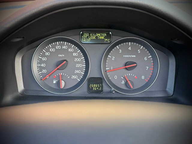 Volvo c70 convertible 2.4i momentum 28-hkh-7 - afbeelding 13 van  26