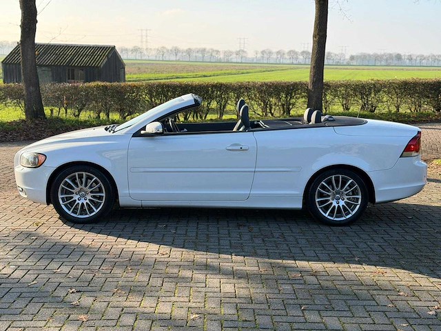 Volvo c70 convertible 2.4i momentum 28-hkh-7 - afbeelding 12 van  26