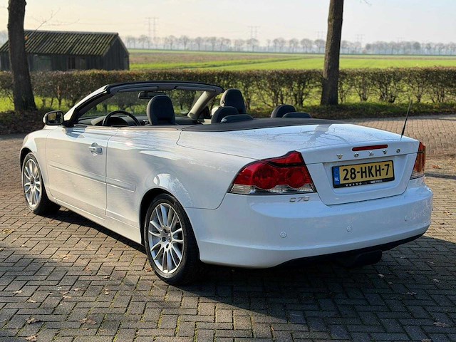 Volvo c70 convertible 2.4i momentum 28-hkh-7 - afbeelding 20 van  26