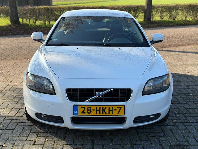 Volvo c70 convertible 2.4i momentum 28-hkh-7 - afbeelding 25 van  26
