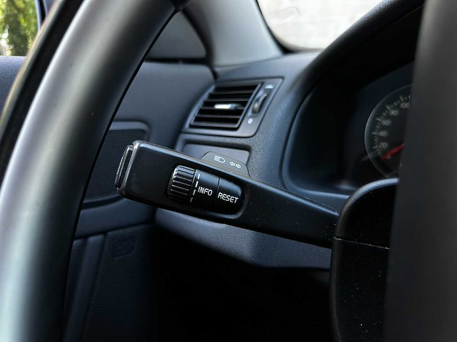 Volvo c70 convertible 2.4i summum 170pk 2007 (origineel-nl), 16-xd-gg - afbeelding 17 van  58