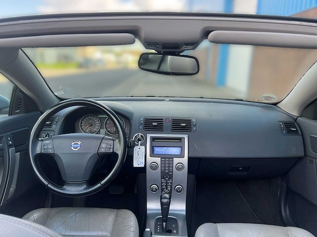 Volvo c70 convertible 2.4i summum 2006 | youngtimer | ts-297-h - afbeelding 19 van  30