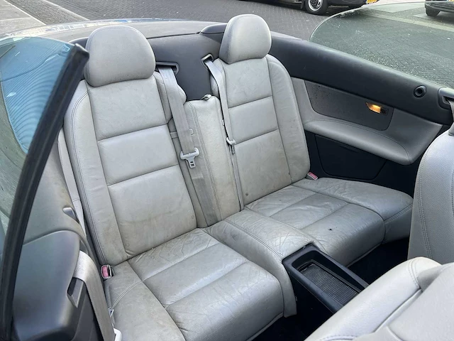 Volvo c70 convertible 2.4i summum 2006 | youngtimer | ts-297-h - afbeelding 18 van  30