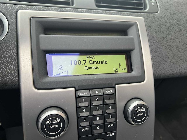 Volvo c70 convertible 2.5 t5 summum 2007 | youngtimer | 85-tr-tx - afbeelding 16 van  30