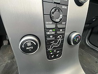 Volvo c70 convertible 2.5 t5 summum 2007 | youngtimer | 85-tr-tx - afbeelding 17 van  30