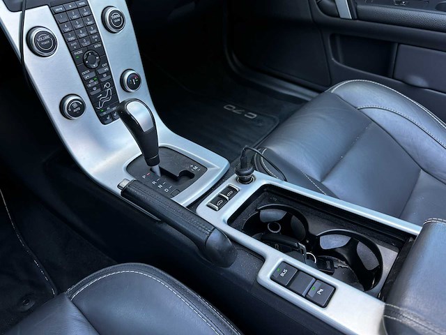 Volvo c70 convertible 2.5 t5 tourer 230pk 2011 (origineel-nl), 92-sjj-8 - afbeelding 6 van  15