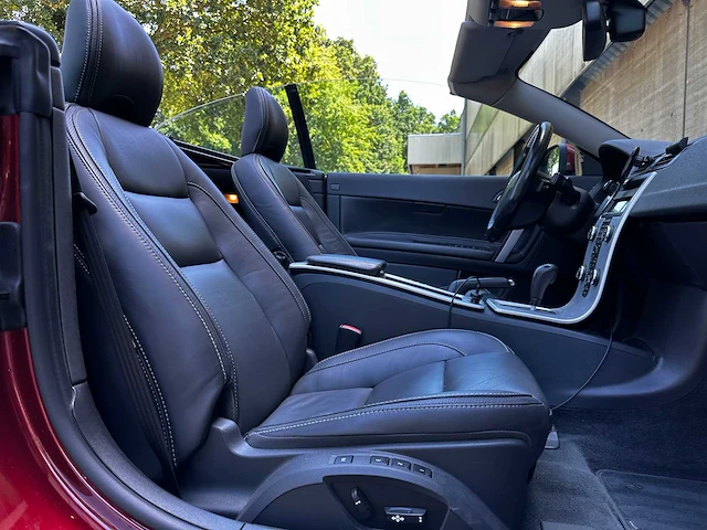 Volvo c70 convertible 2.5 t5 tourer 230pk 2011 (origineel-nl), 92-sjj-8 - afbeelding 30 van  42