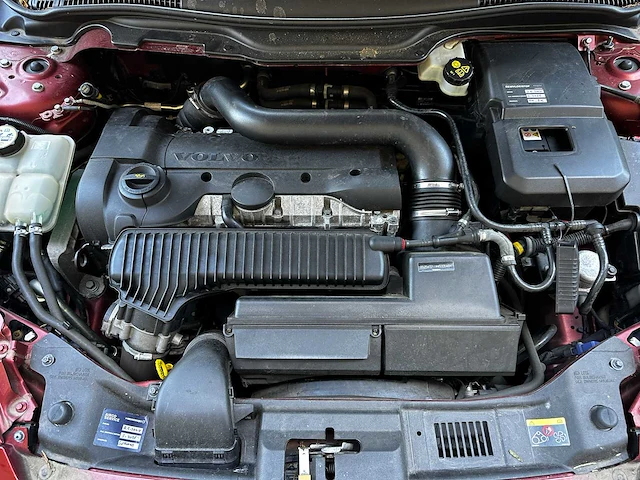 Volvo c70 convertible 2.5 t5 tourer 230pk 2011 (origineel-nl), 92-sjj-8 - afbeelding 16 van  42