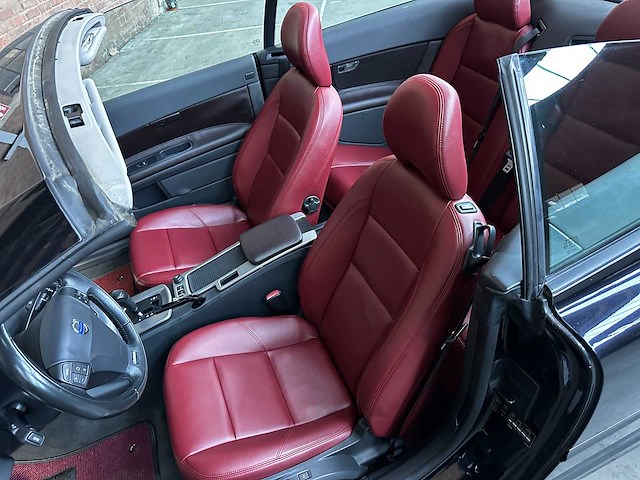 Volvo c70 t5 2.5 l5 220pk 2007 youngtimer - afbeelding 21 van  34