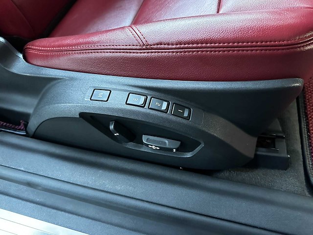 Volvo c70 t5 2.5 l5 220pk 2007 youngtimer - afbeelding 26 van  40