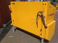 Volvo cs 750 hydraulische splitstrooier / chip spreader 1.680 mm – dd85/dd95 - afbeelding 8 van  13