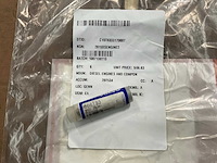 Volvo diesel engine and component (6x) - afbeelding 1 van  2