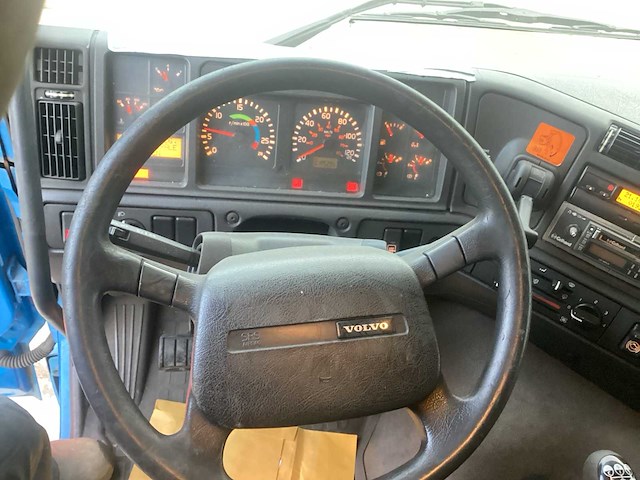 Volvo fm 7 vrachtwagen - afbeelding 1 van  15