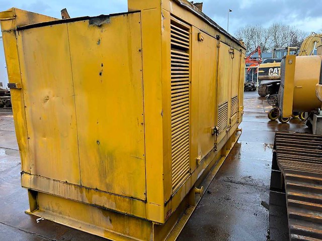 Volvo indar 450kva noodstroomaggregaat - afbeelding 3 van  9