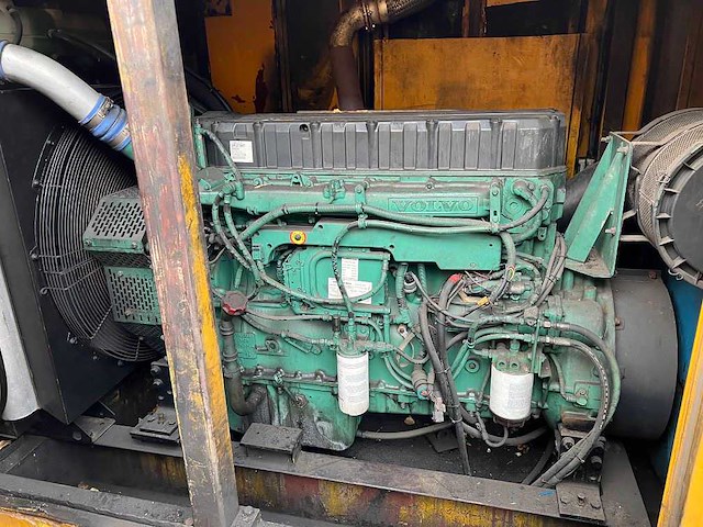 Volvo indar 450kva noodstroomaggregaat - afbeelding 5 van  9