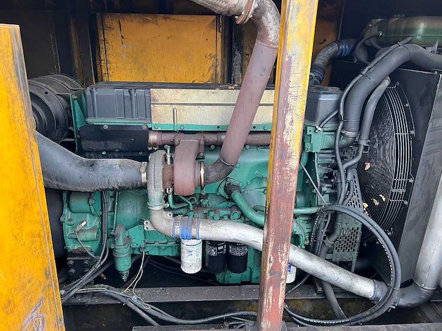 Volvo indar 450kva noodstroomaggregaat - afbeelding 7 van  9