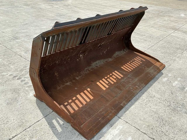 Volvo l120h bakkenset - afbeelding 10 van  16