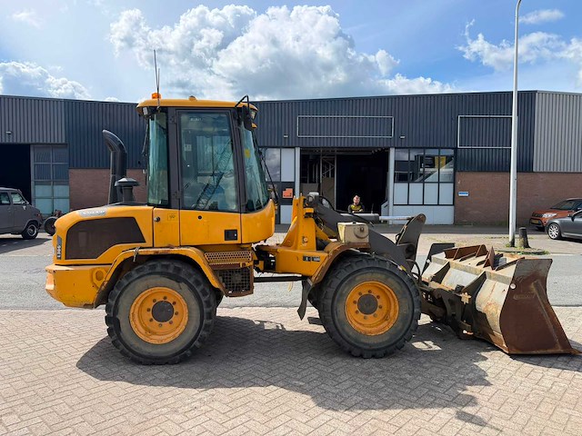 Volvo l30gs wiellader / shovel - afbeelding 9 van  15