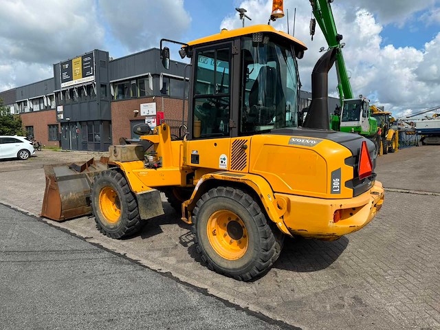 Volvo l30gs wiellader / shovel - afbeelding 11 van  15