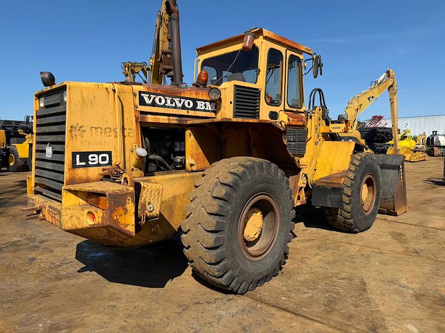 Volvo l90 wiellader / shovel - afbeelding 1 van  8