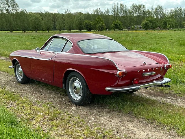 Volvo p1800s oldtimer - afbeelding 16 van  21