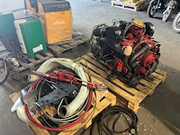 Volvo penta aq175a binnenboordmotor met staartstuk - afbeelding 3 van  7