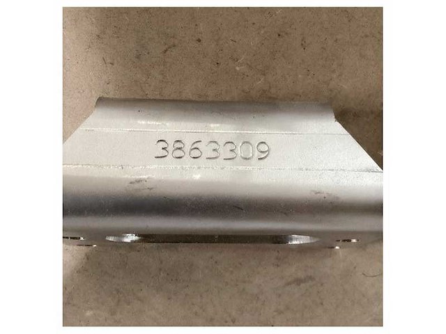 Volvo penta bracket voor acp - 3863309 - afbeelding 2 van  5