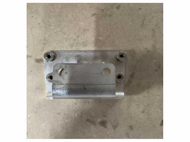 Volvo penta bracket voor acp - 3863309 - afbeelding 4 van  6
