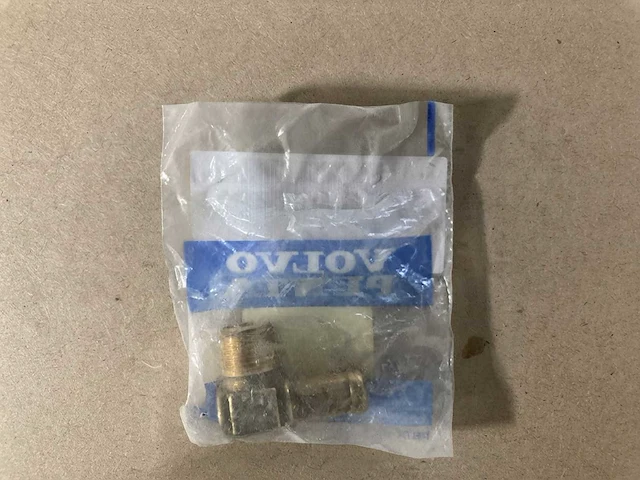 Volvo penta elbow nipple - 981843 - afbeelding 1 van  3