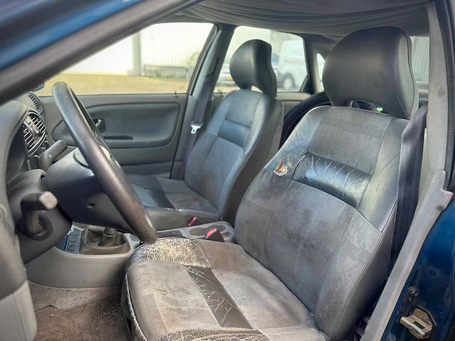 Volvo s40 1.8 europa ,87-dv-bx - afbeelding 7 van  10