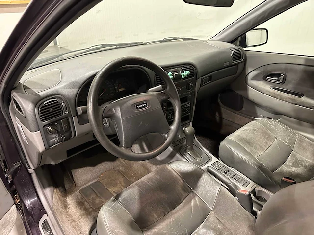 Volvo s40 2.0 automaat 17-df-tx - afbeelding 16 van  16