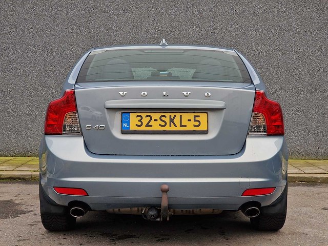 Volvo s40 2.0 d3 momentum | 32-skl-5 - afbeelding 16 van  17