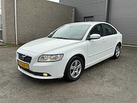 Volvo s40 personenauto (jj-668-v)
