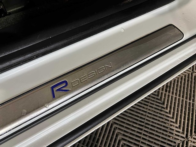 Volvo s60 1.6 d2 r-design, 8-tkd-90 - afbeelding 6 van  6