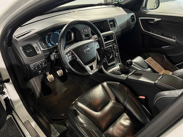 Volvo s60 1.6 d2 r-design, 8-tkd-90 - afbeelding 3 van  23