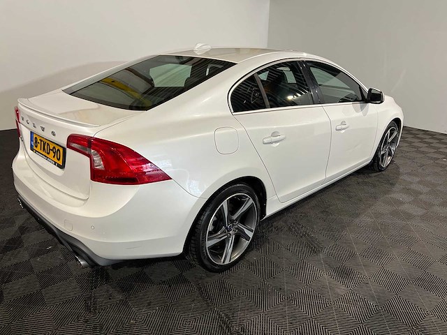 Volvo s60 1.6 d2 r-design, 8-tkd-90 - afbeelding 19 van  23