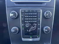 Volvo s60 1.6 t3 kinetic; 17-xlg-5 - afbeelding 8 van  17