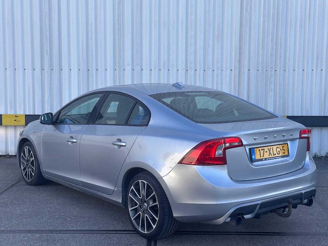 Volvo s60 1.6 t3 kinetic; 17-xlg-5 - afbeelding 12 van  17