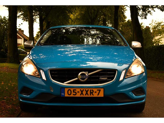 Volvo s60 1.6 t4 r-design 2012 - afbeelding 10 van  17