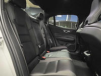 Volvo s60 2.0 b4 r-design 2021 | l-236-fz - afbeelding 20 van  30