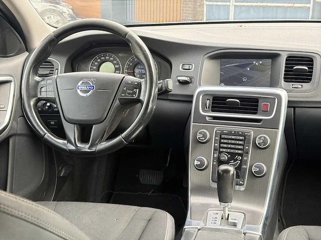 Volvo s60 2.0t | 53-nhd-5 i - afbeelding 21 van  29