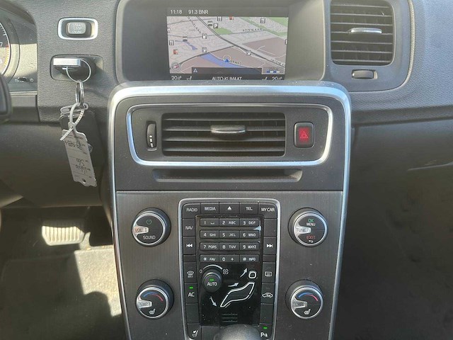 Volvo s60 2.0t intro edition automaat* 79-npb-4 - afbeelding 2 van  14