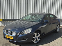 Volvo s60 2.0t intro edition automaat* 79-npb-4 - afbeelding 1 van  15