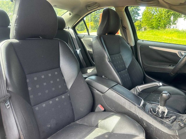 Volvo s60 2.4, 05-ng-lv - afbeelding 12 van  12