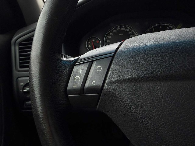 Volvo s60 2.4 2003 | 11-ln-vg iaw - afbeelding 2 van  22