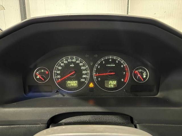 Volvo s60 2.4 47-lh-zz - afbeelding 5 van  18